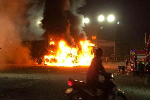 大火视频在线观看,在线观看，燃情瞬间尽收眼底  第1张